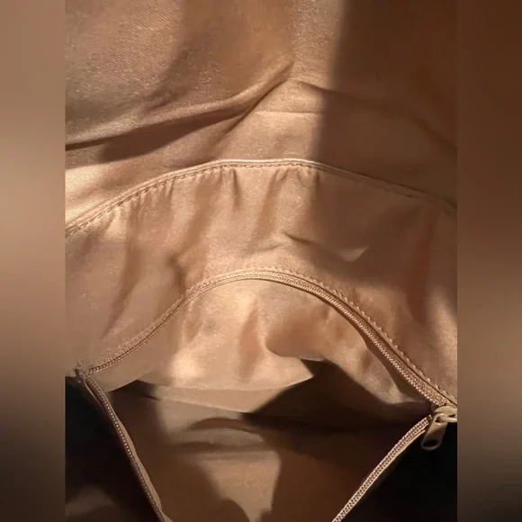 Relic Medium Size Flap Crossbody Purse Camel Brown Color NWOT - Picture 7 of 12